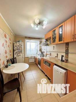 4-к квартира, вторичка, 80м2, 8/10 этаж