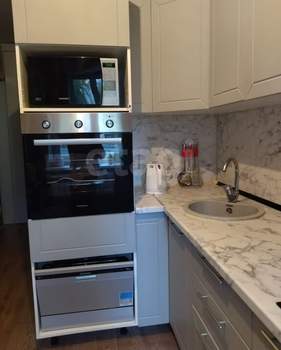 4-к квартира, вторичка, 74м2, 2/9 этаж