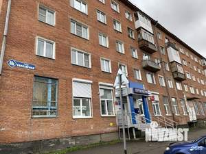 3-к квартира, вторичка, 58м2, 3/5 этаж
