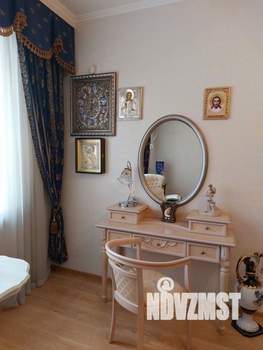 4-к квартира, вторичка, 138м2, 3/7 этаж