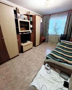 2-к квартира, вторичка, 45м2, 1/5 этаж