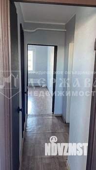 3-к квартира, вторичка, 65м2, 8/9 этаж