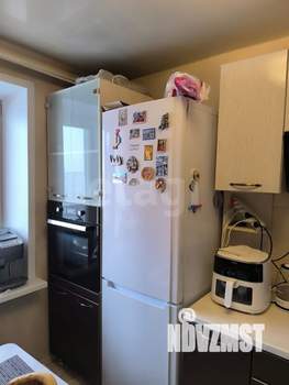3-к квартира, вторичка, 59м2, 9/9 этаж
