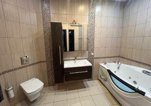 4-к квартира, вторичка, 101м2, 4/4 этаж