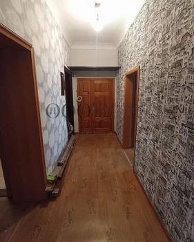 3-к квартира, вторичка, 77м2, 1/4 этаж