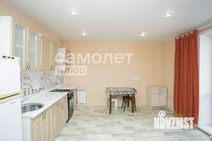 2-к квартира, вторичка, 40м2, 1/4 этаж