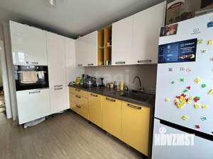 2-к квартира, вторичка, 63м2, 1/9 этаж