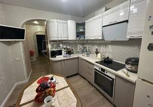 4-к квартира, вторичка, 80м2, 2/9 этаж