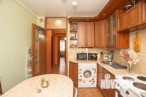 4-к квартира, вторичка, 74м2, 10/10 этаж