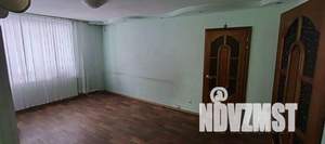 4-к квартира, вторичка, 78м2, 1/6 этаж