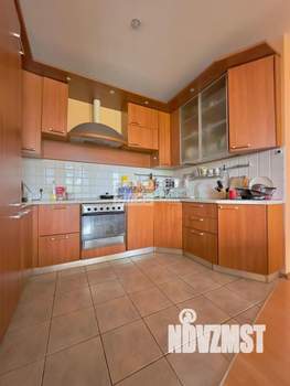 2-к квартира, вторичка, 122м2, 4/4 этаж