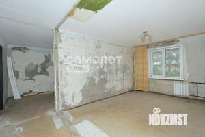 3-к квартира, вторичка, 60м2, 1/9 этаж