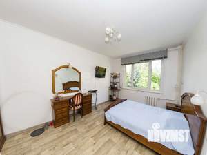 4-к квартира, вторичка, 142м2, 3/6 этаж