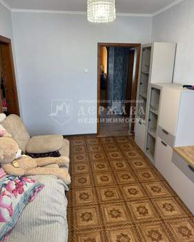 4-к квартира, вторичка, 84м2, 9/9 этаж
