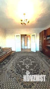 3-к квартира, вторичка, 65м2, 1/10 этаж