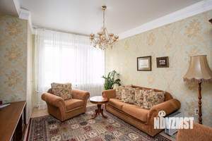 3-к квартира, вторичка, 67м2, 1/5 этаж