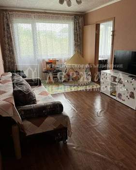 3-к квартира, вторичка, 46м2, 5/5 этаж