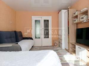 2-к квартира, вторичка, 45м2, 1/5 этаж