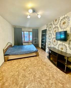 2-к квартира, вторичка, 43м2, 1/5 этаж