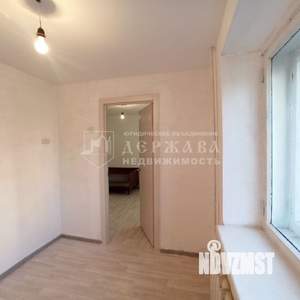 2-к квартира, вторичка, 24м2, 1/5 этаж