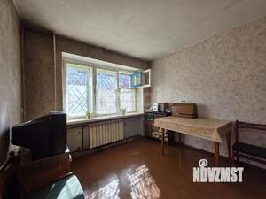 2-к квартира, вторичка, 42м2, 1/5 этаж