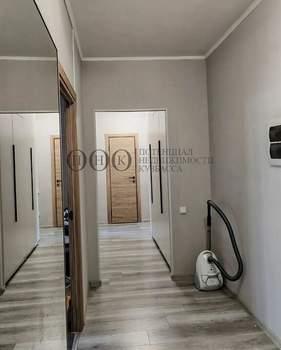 3-к квартира, вторичка, 74м2, 4/10 этаж