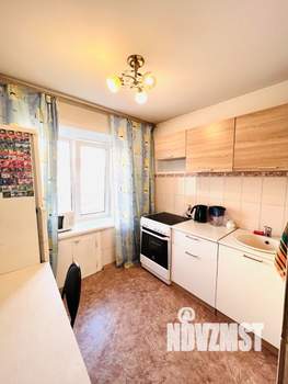 1-к квартира, вторичка, 32м2, 4/5 этаж