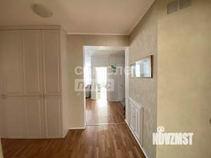 4-к квартира, вторичка, 127м2, 2/8 этаж