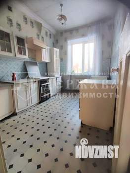 3-к квартира, вторичка, 92м2, 2/2 этаж