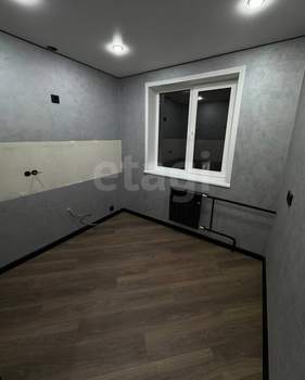 3-к квартира, вторичка, 58м2, 5/5 этаж