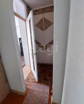 3-к квартира, вторичка, 58м2, 3/5 этаж