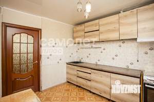 3-к квартира, вторичка, 70м2, 4/10 этаж