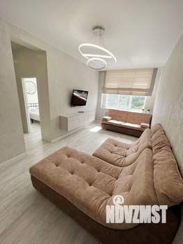2-к квартира, вторичка, 52м2, 8/13 этаж