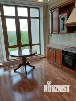 3-к квартира, вторичка, 98м2, 4/7 этаж