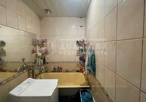 2-к квартира, вторичка, 45м2, 1/5 этаж