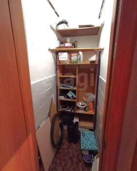 3-к квартира, вторичка, 77м2, 1/4 этаж