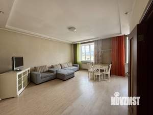 3-к квартира, вторичка, 74м2, 3/3 этаж