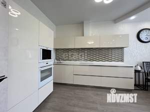 2-к квартира, вторичка, 82м2, 2/5 этаж