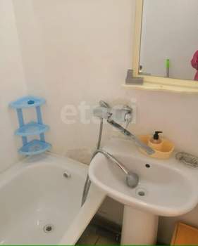 1-к квартира, вторичка, 40м2, 9/9 этаж