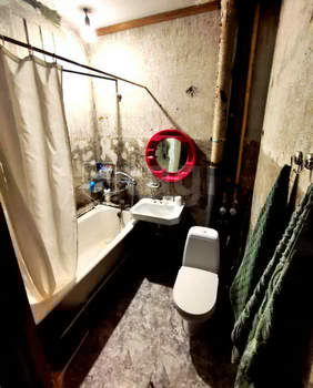 2-к квартира, вторичка, 45м2, 1/5 этаж