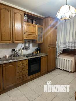 3-к квартира, вторичка, 133м2, 1/10 этаж