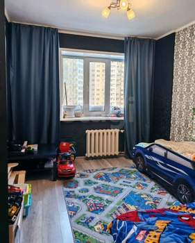 3-к квартира, вторичка, 74м2, 4/10 этаж