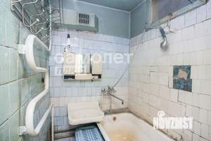 3-к квартира, вторичка, 56м2, 5/5 этаж