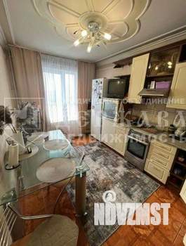 4-к квартира, вторичка, 82м2, 9/10 этаж