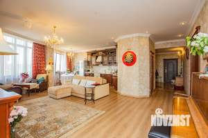 4-к квартира, вторичка, 145м2, 14/14 этаж