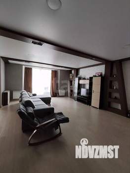 3-к квартира, вторичка, 102м2, 3/8 этаж