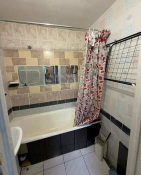 3-к квартира, вторичка, 62м2, 1/10 этаж