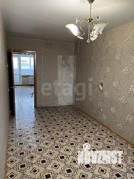 3-к квартира, вторичка, 63м2, 6/9 этаж