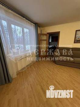 3-к квартира, вторичка, 60м2, 1/9 этаж