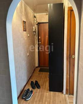 2-к квартира, вторичка, 42м2, 3/5 этаж